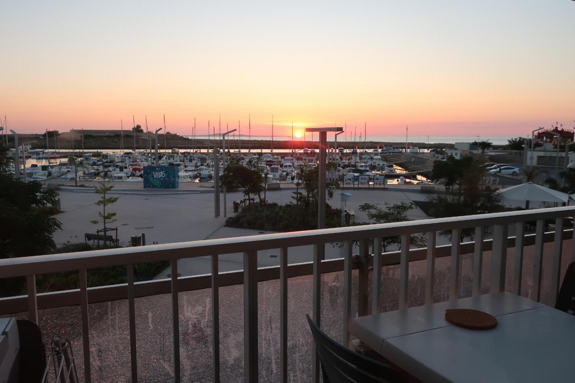 Studio Valras Vue Port Et Mer Wi-Fi Gratuit Extérieur photo